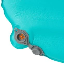Sea To Summit Comfort Light Self Inflating Wmn's Sleeping Mat -Camelbak Camp Shop 1266975 comfort light self inflating wmns sleeping mat