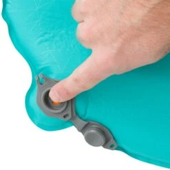 Sea To Summit Comfort Light Self Inflating Wmn's Sleeping Mat -Camelbak Camp Shop 1266978 comfort light self inflating wmns sleeping mat