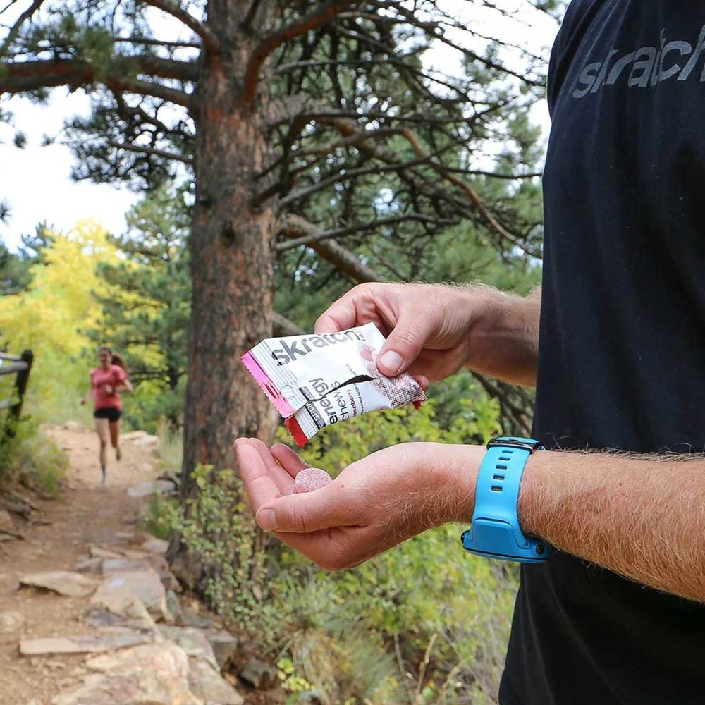 Skratch Labs Energy Chews Sport Fuel 50g Raspberry 6 Skratch Labs Energy Chews Sport Fuel 50g Raspberry - Image 6